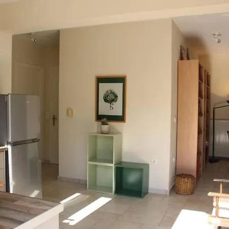Aretis St Apartment