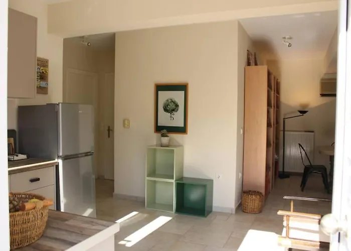 Aretis St Apartamento